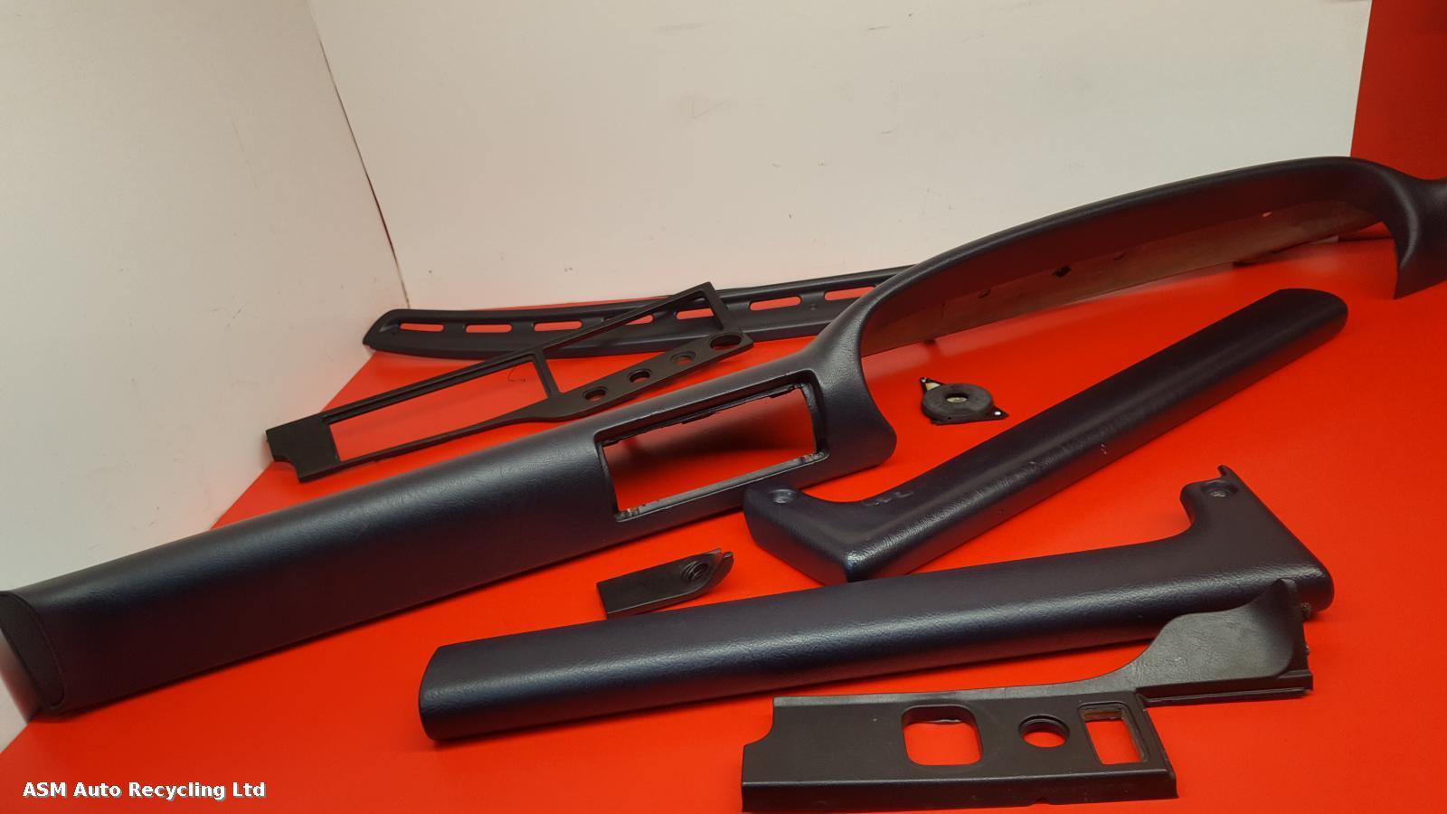 View Auto part Dash Assembly Porsche 911 1989