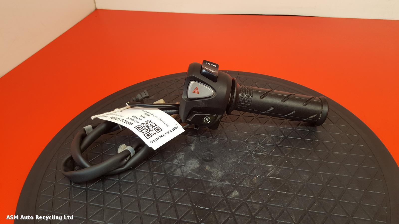 View Auto part RH Switch Gear Honda Ww 2019