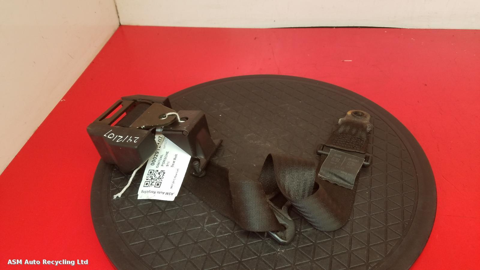 View Auto part Seat Belt Porsche 911 1989