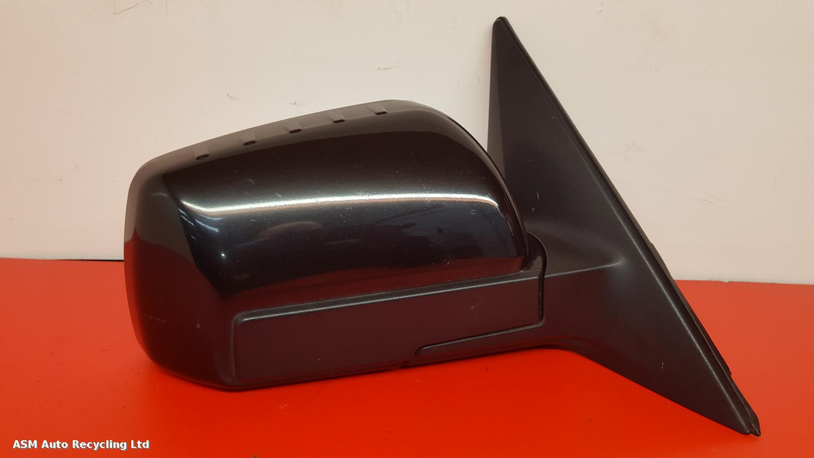 View Auto part R Door Mirror Kia Soul 2010