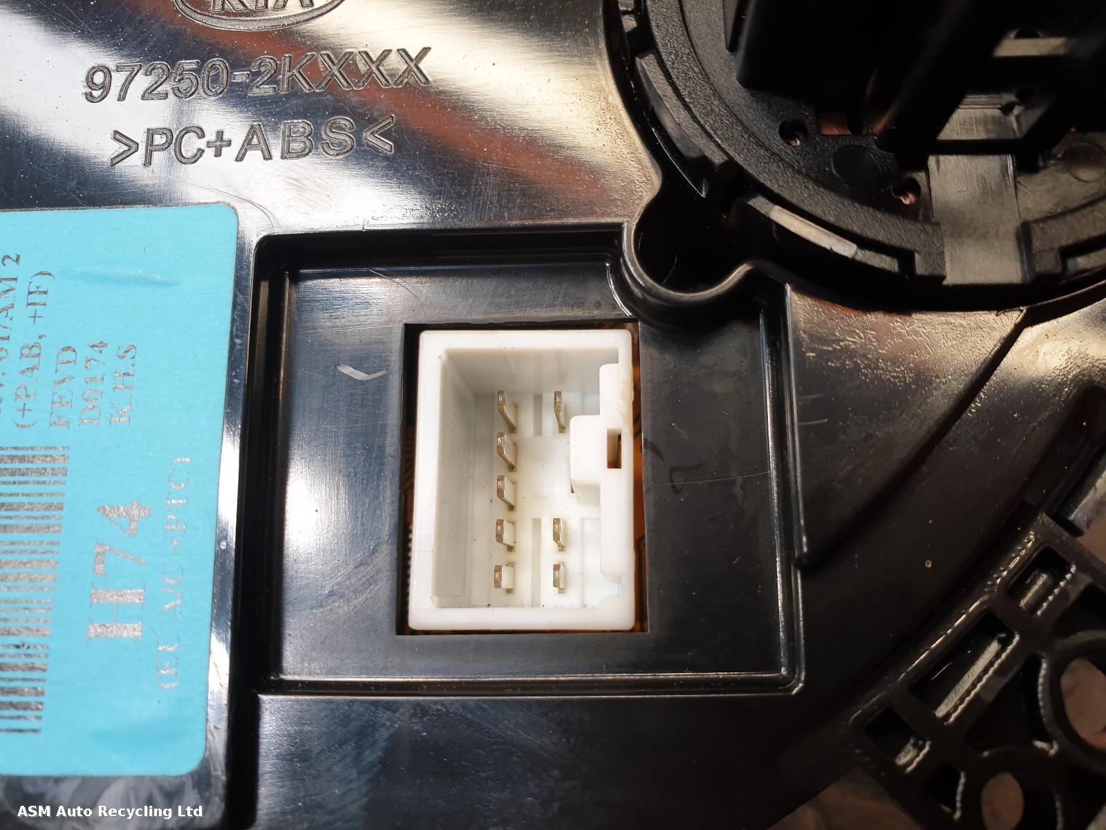 View Auto part Heater/AC Controller Kia Soul 2010