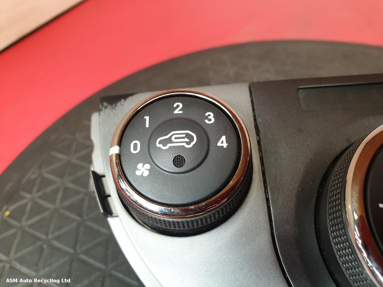 View Auto part Heater/AC Controller Kia Soul 2010