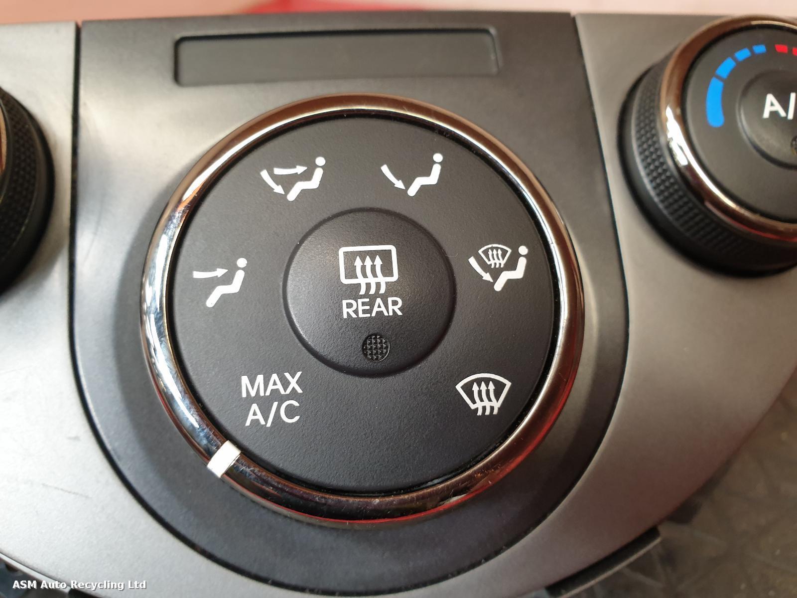 View Auto part Heater/AC Controller Kia Soul 2010