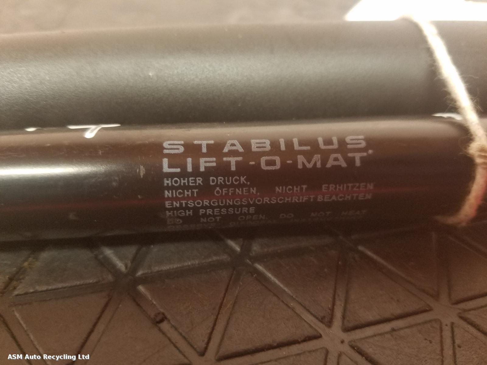 View Auto part Bonnet Shock Porsche 911 1989