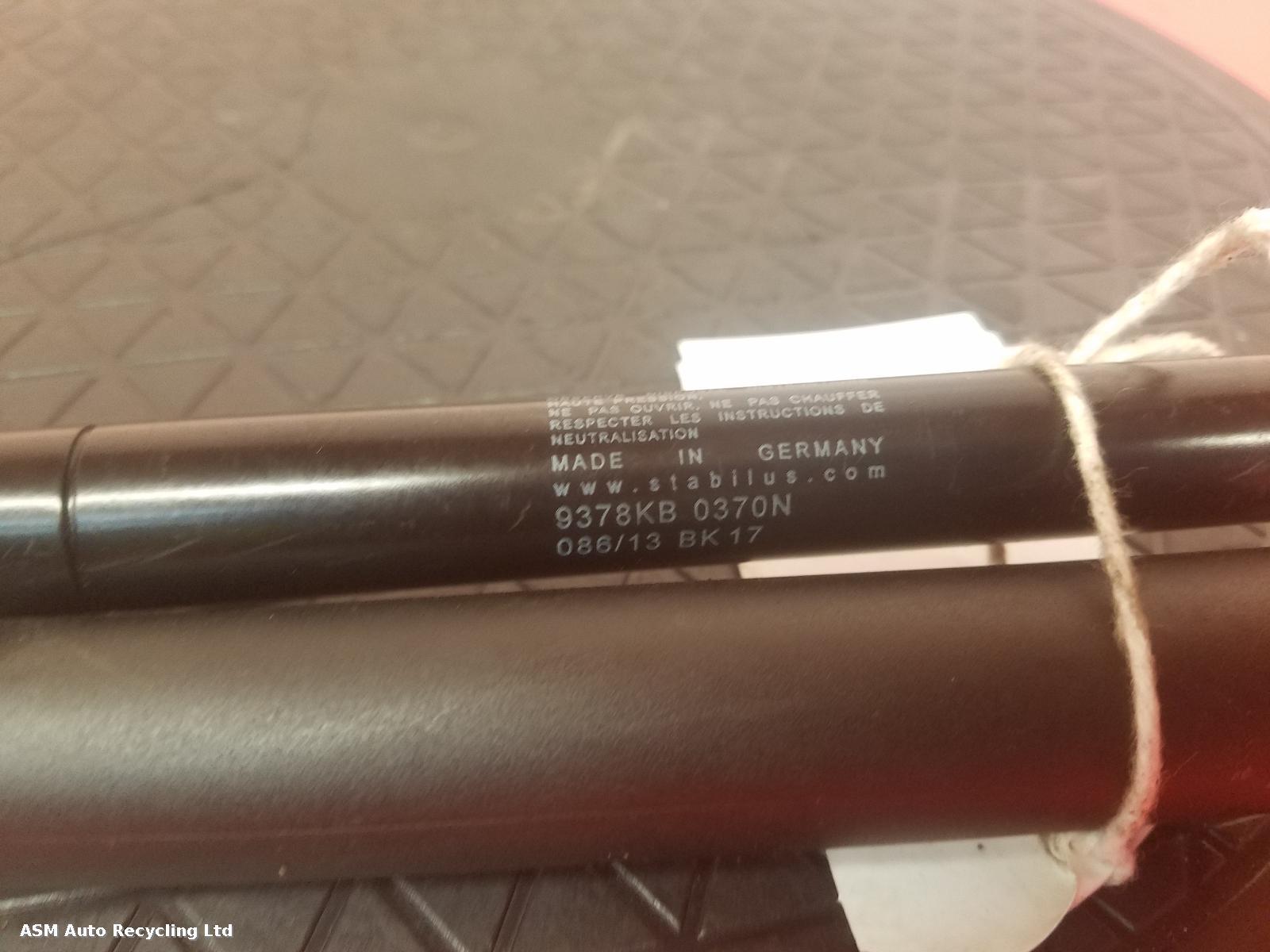View Auto part Bonnet Shock Porsche 911 1989