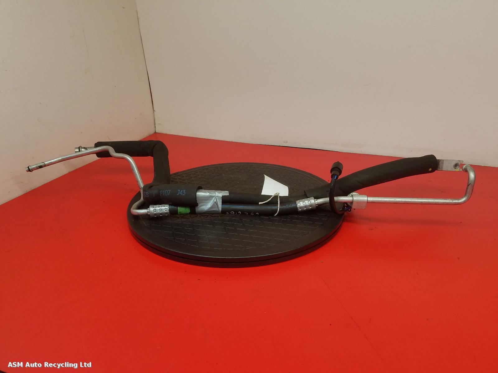View Auto part A/C Hoses Porsche 911 1989