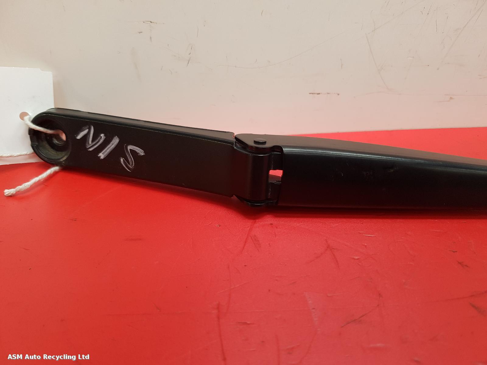 View Auto part Wiper Arm Audi A4 2021