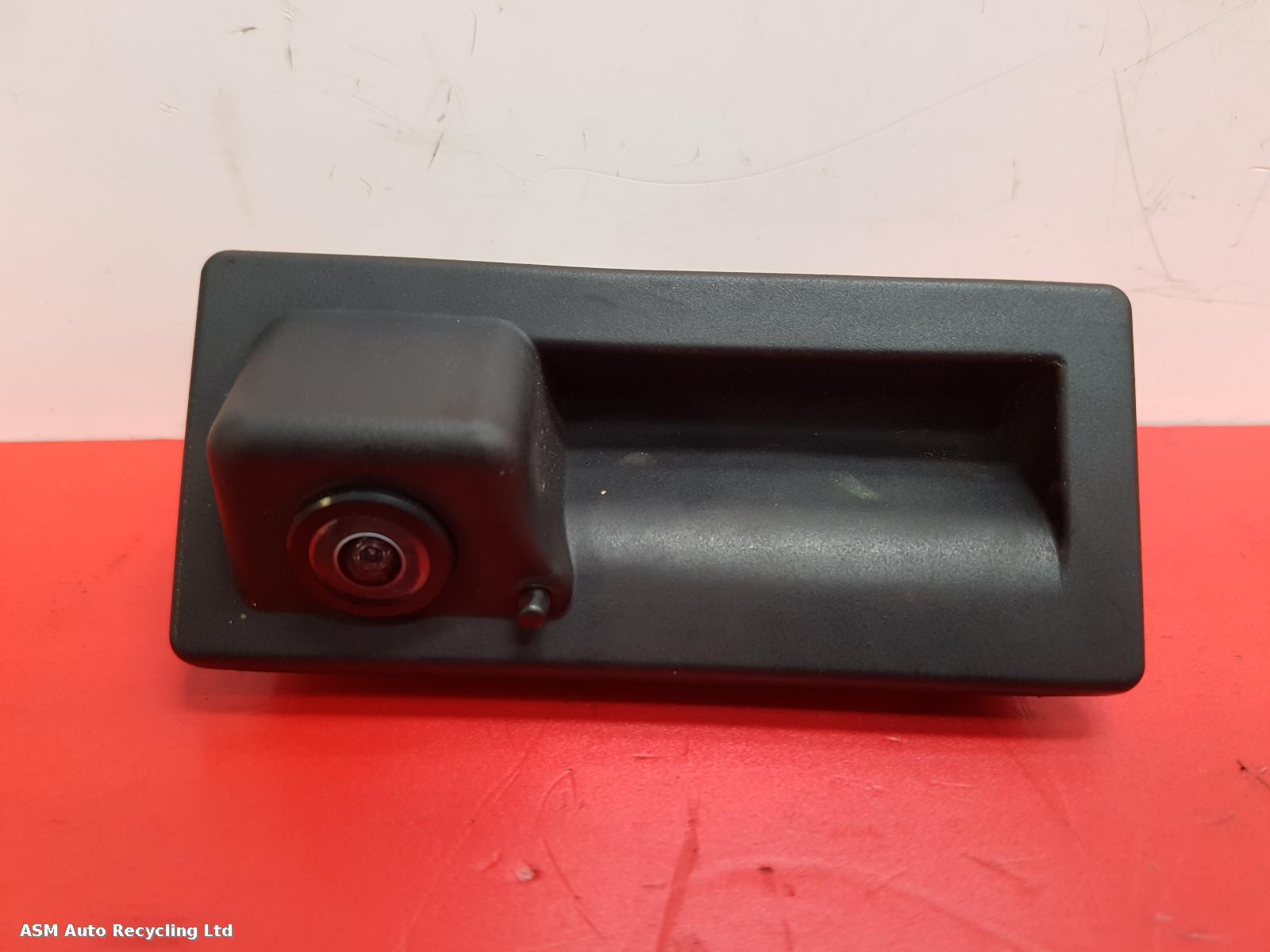 View Auto part Bootlid/Tailgate Micro Switch Audi A4 2021