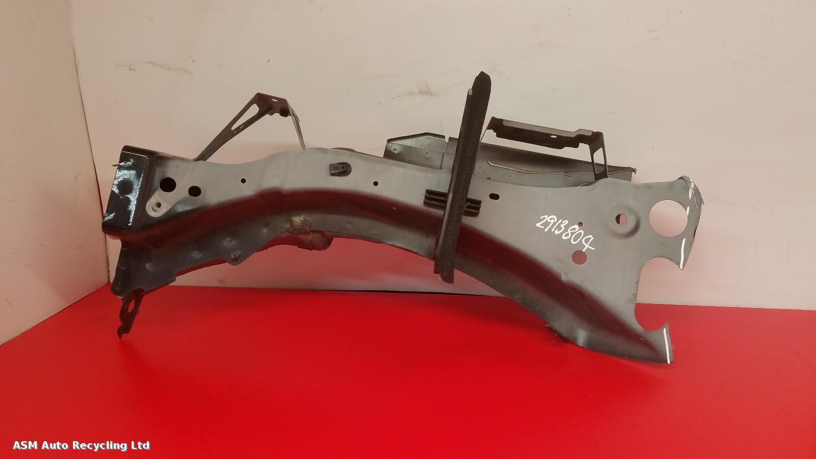 View Auto part Inner Structure Nissan Juke 2019