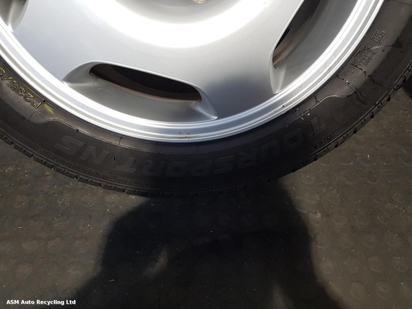 View Auto part Wheel Set Jaguar Xj6 1997