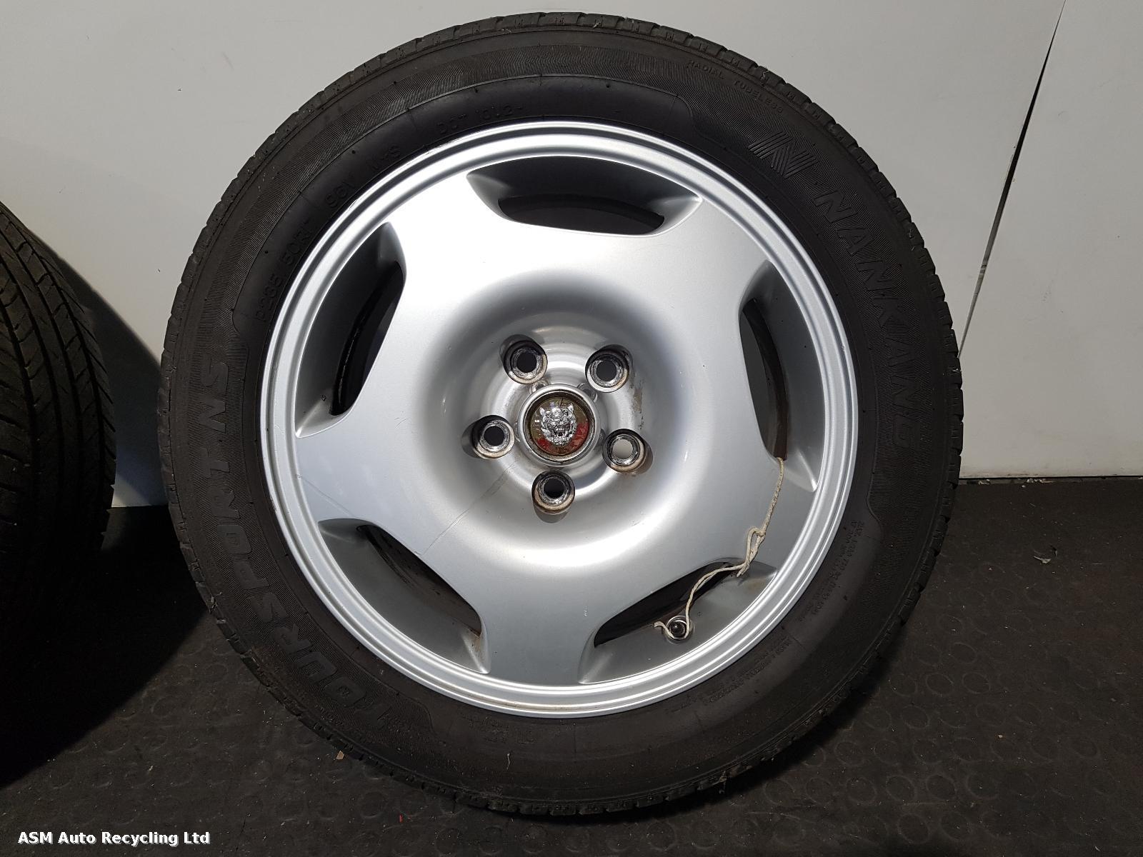 View Auto part Wheel Set Jaguar Xj6 1997