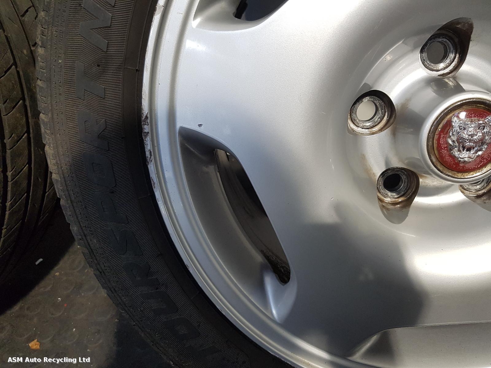 View Auto part Wheel Set Jaguar Xj6 1997