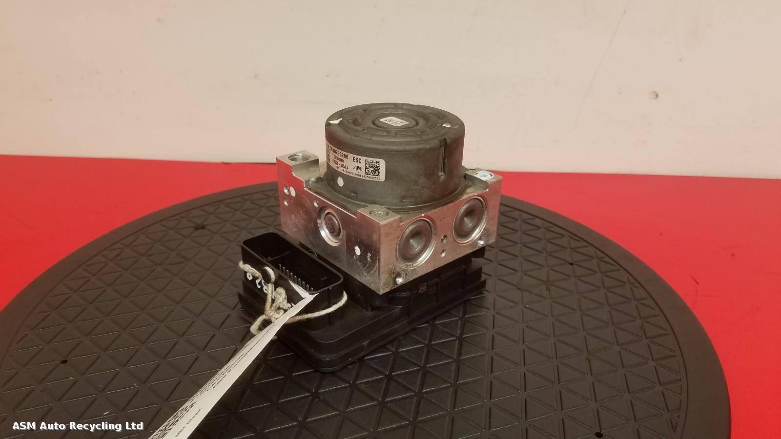 View Auto part ABS Pump/Modulator Citroen C4 Cactus 2015