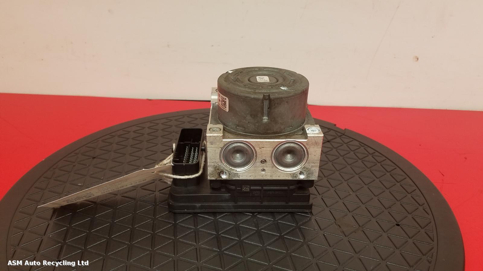 View Auto part ABS Pump/Modulator Citroen C4 Cactus 2015