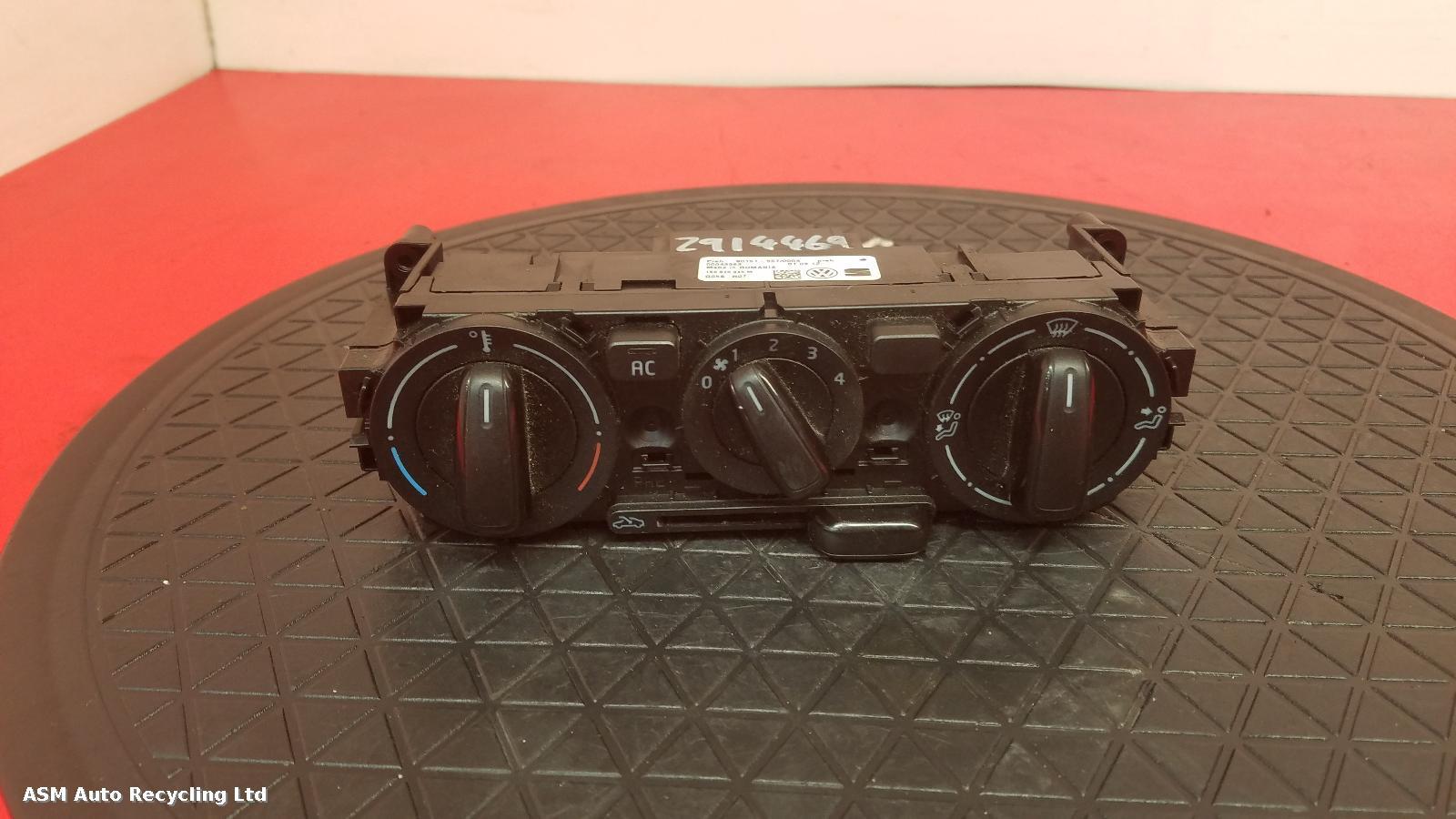 View Auto part Heater/AC Controller Volkswagen Up 2012