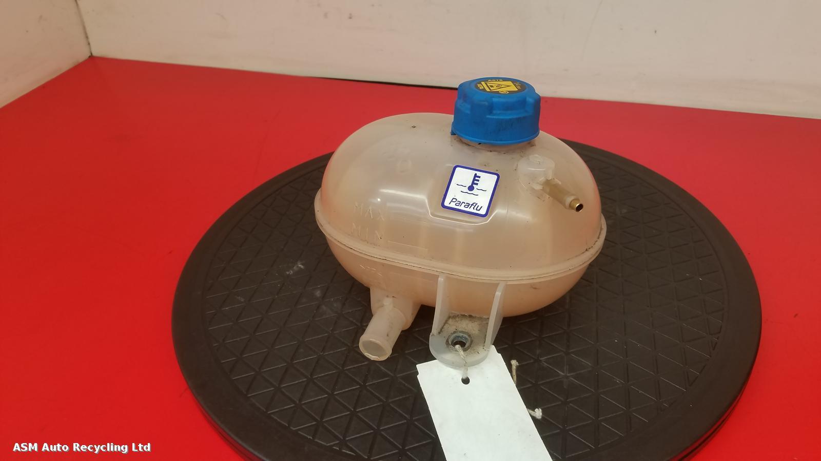 View Auto part Overflow Bottle Fiat 500 2020