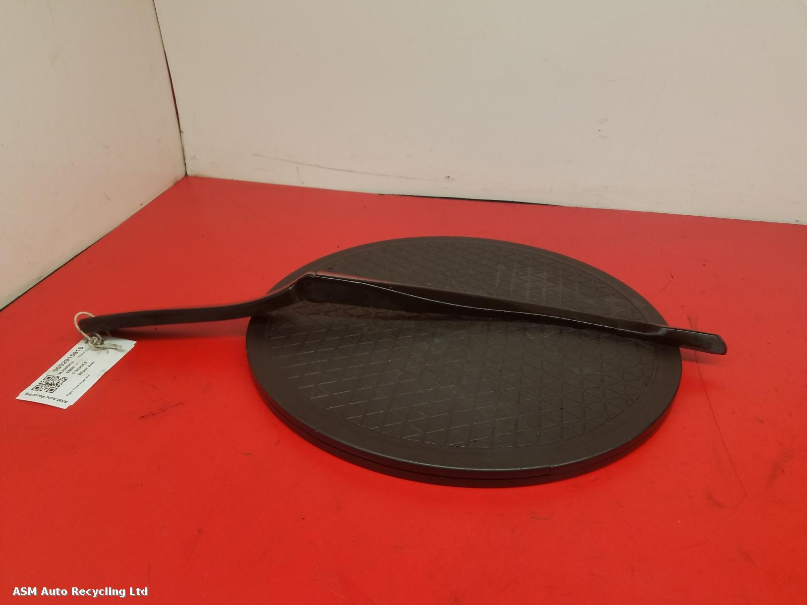 View Auto part Wiper Arm Bmw 5 Series 2010