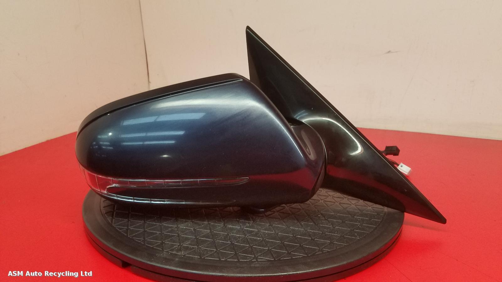 View Auto part R Door Mirror Mercedes E Class 2009