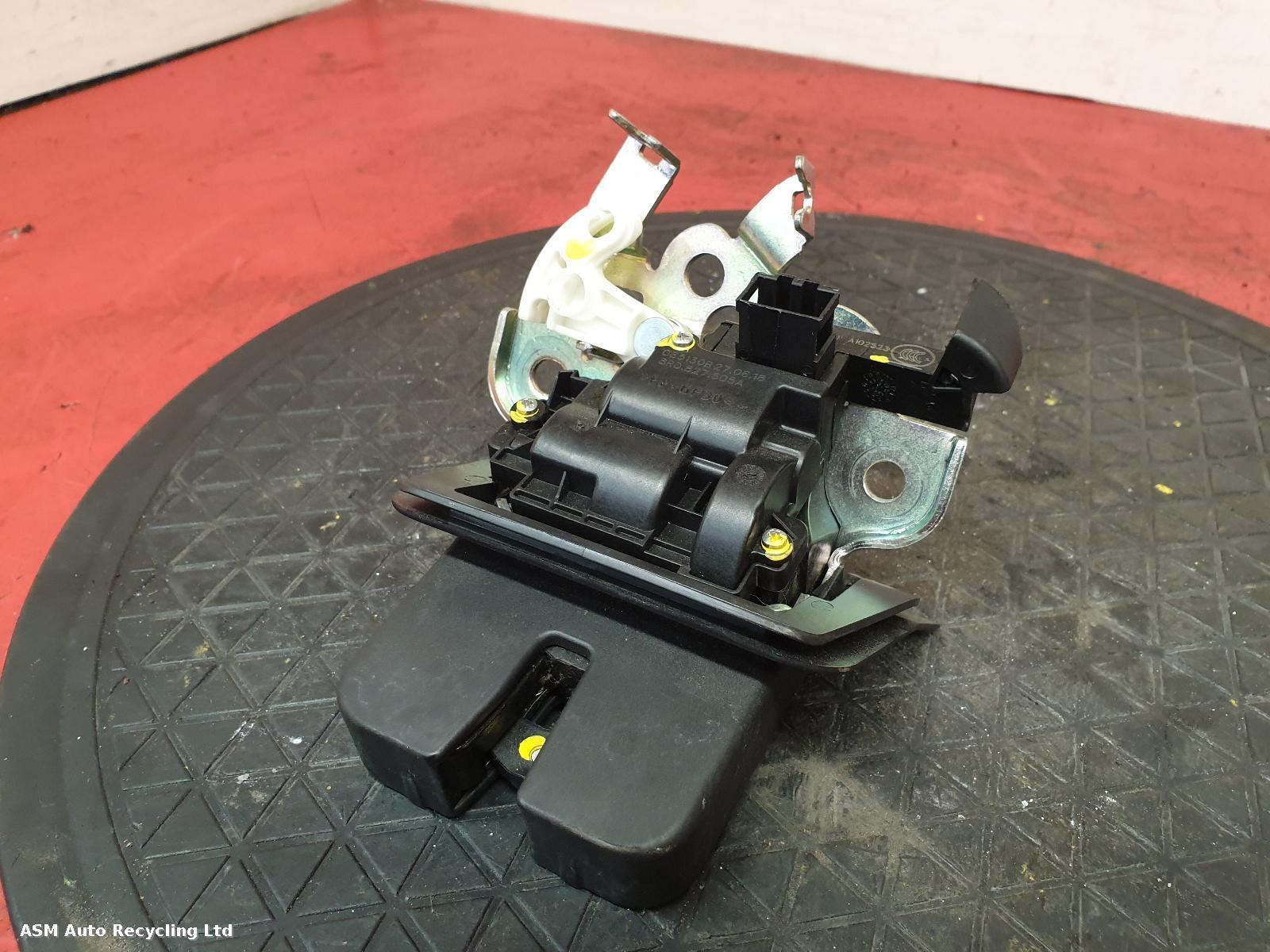 View Auto part Bootlid/Tailgate Lock Audi A3 2019