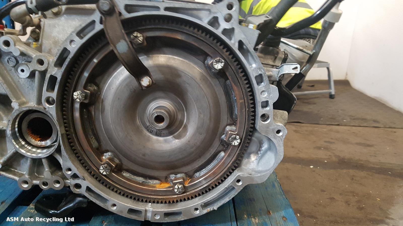 View Auto part Gearbox Mitsubishi Outlander 2017