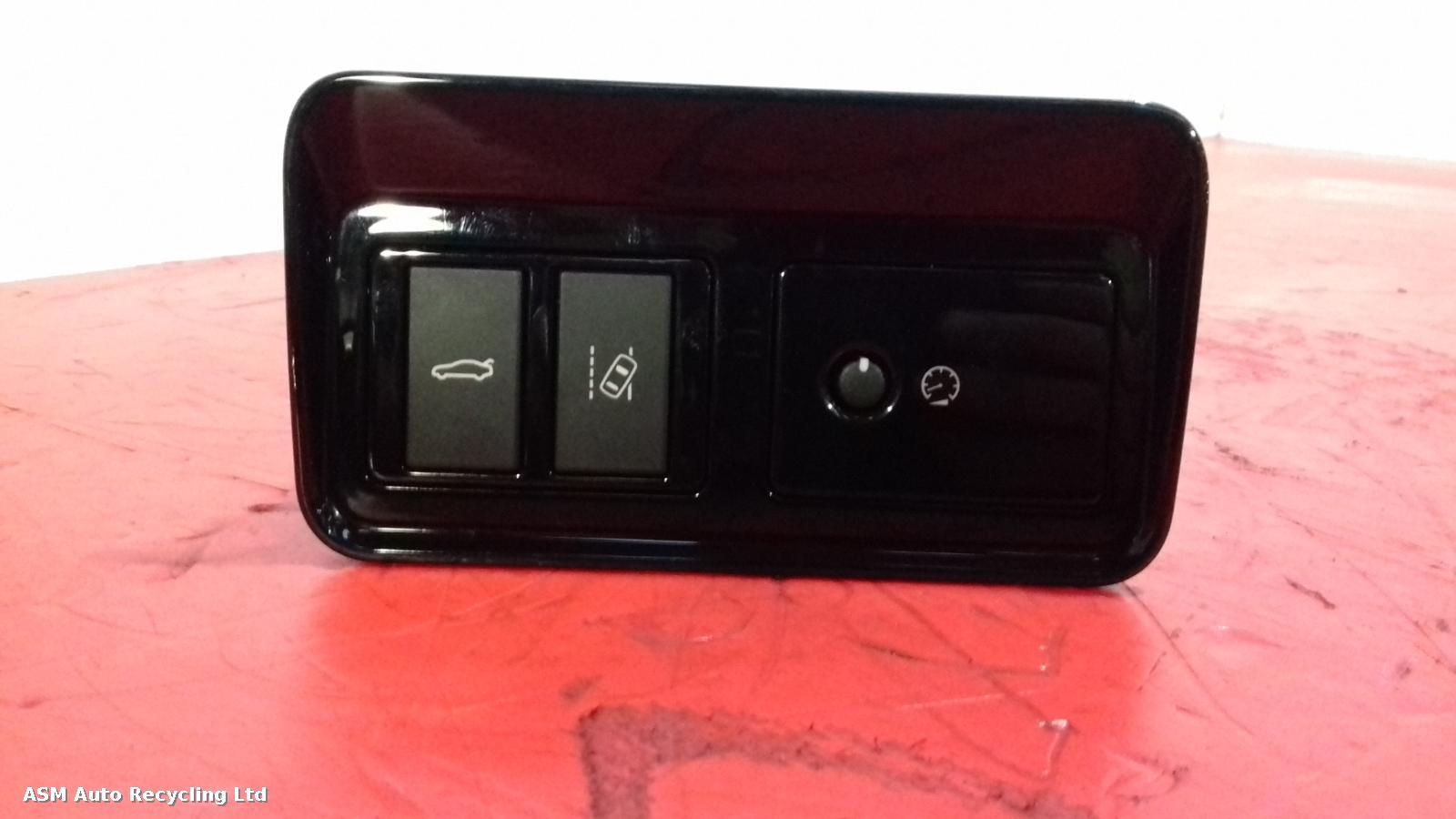 View Auto part Misc Jaguar Xe 2016