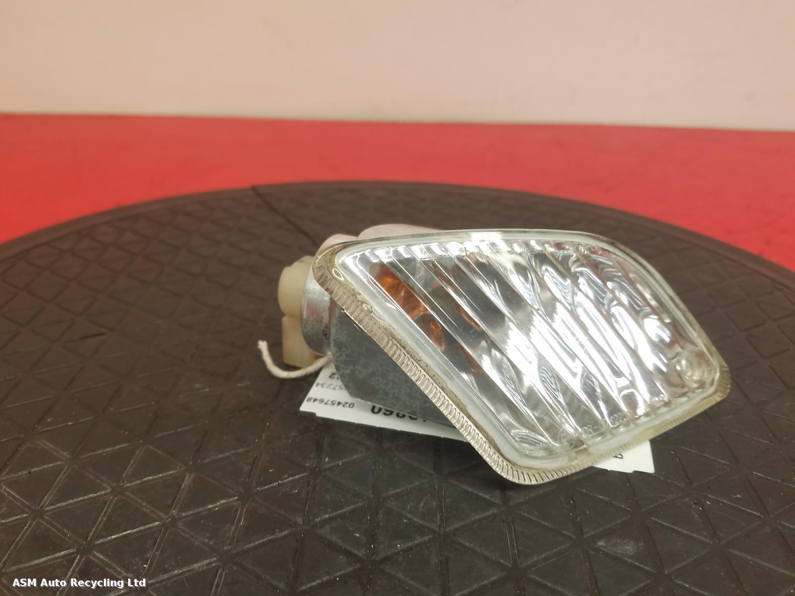 View Auto part L Indicator Light Piaggio Vespa 2012