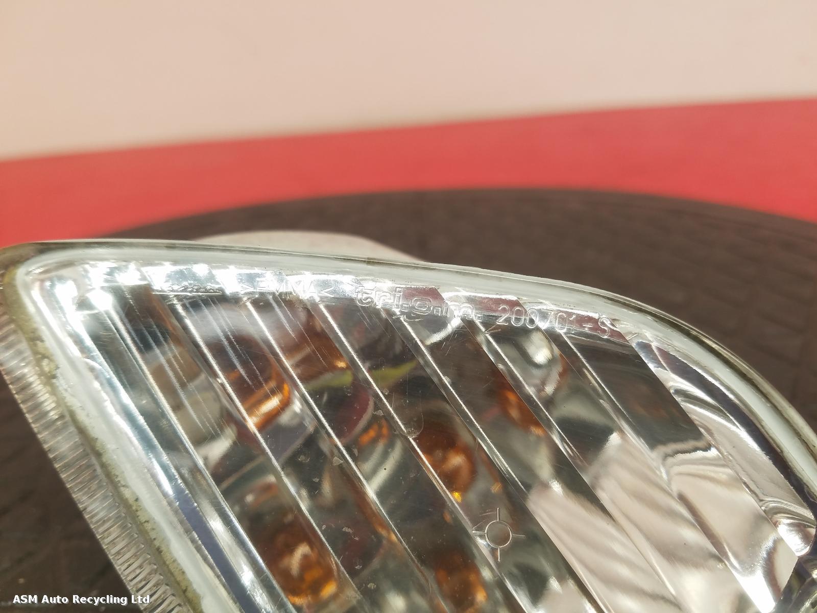 View Auto part L Indicator Light Piaggio Vespa 2012