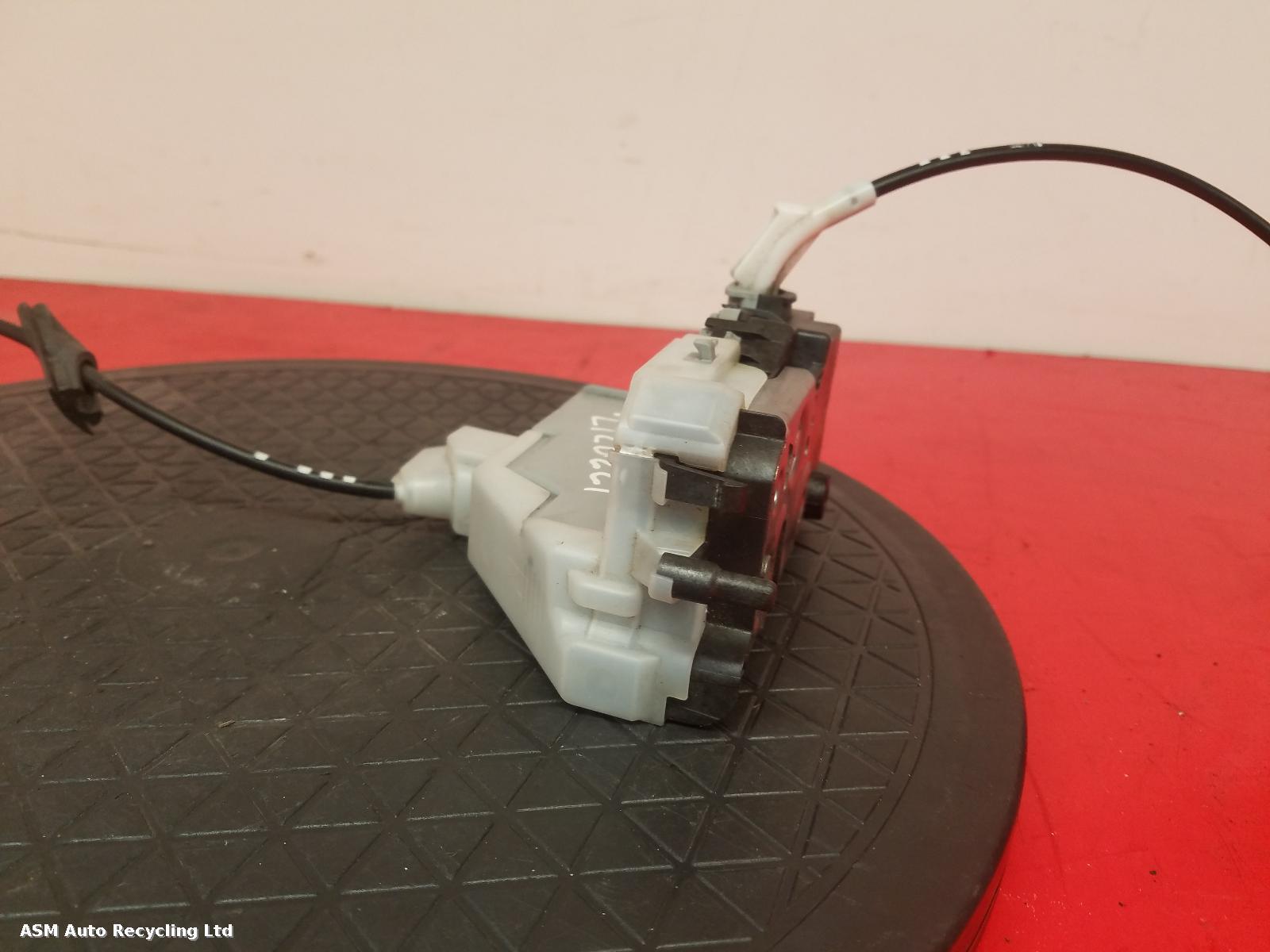 View Auto part Door Lock Assembly Peugeot 308 2010