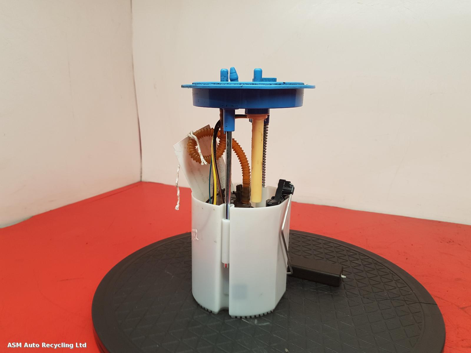 View Auto part Fuel Pump Audi A3 2012