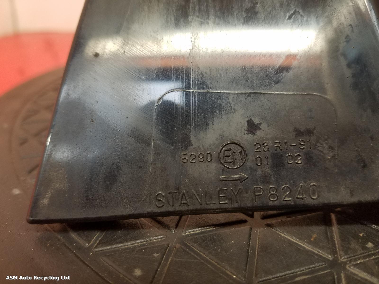 View Auto part R Taillight Mazda 3  2012