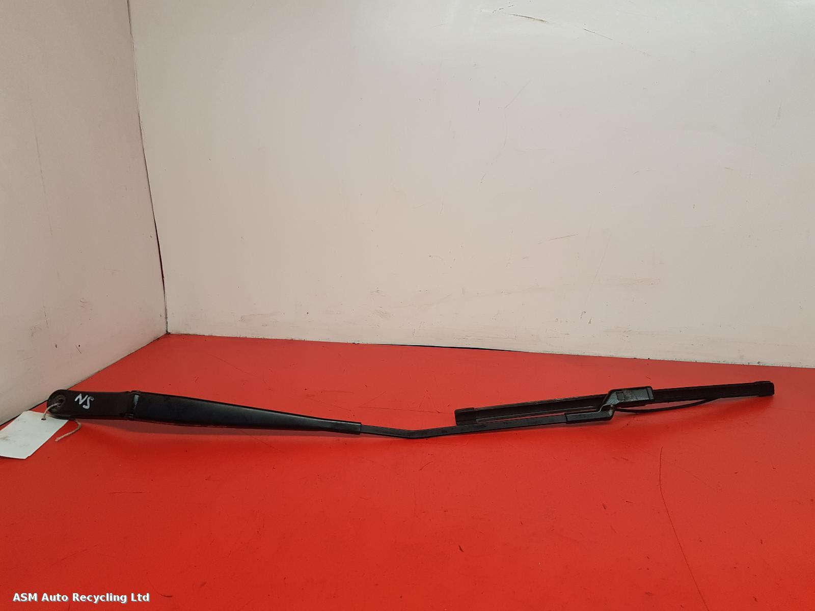 View Auto part Wiper Arm Skoda Fabia 2019
