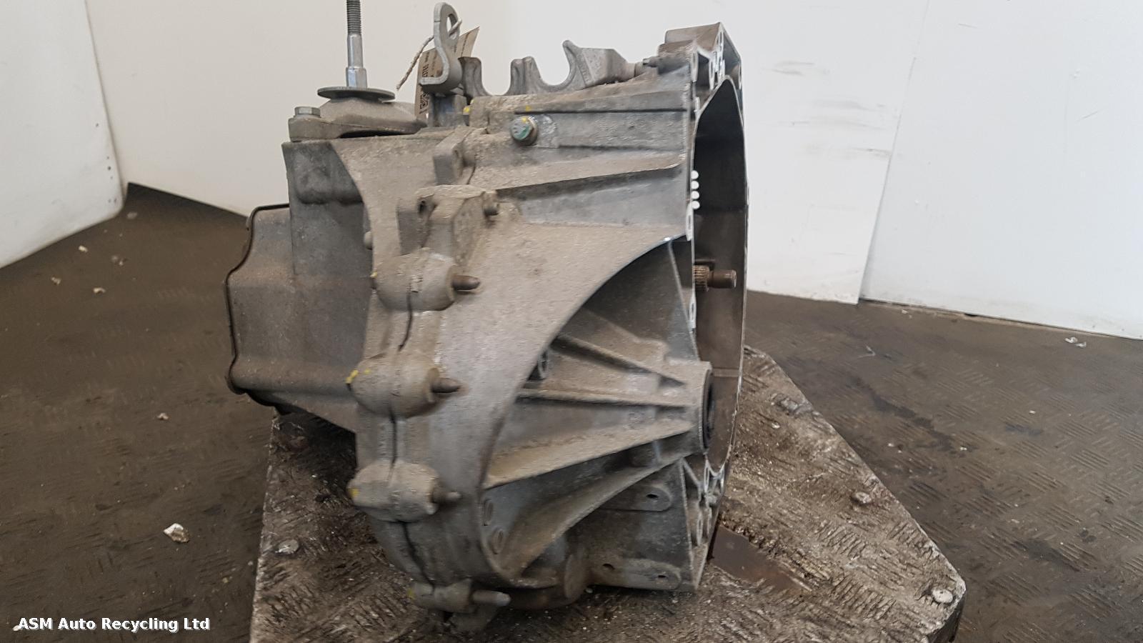 View Auto part Gearbox Peugeot 308 2011