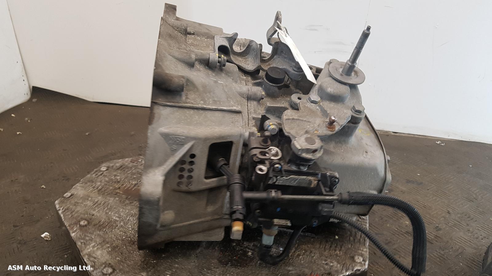 View Auto part Gearbox Peugeot 308 2011
