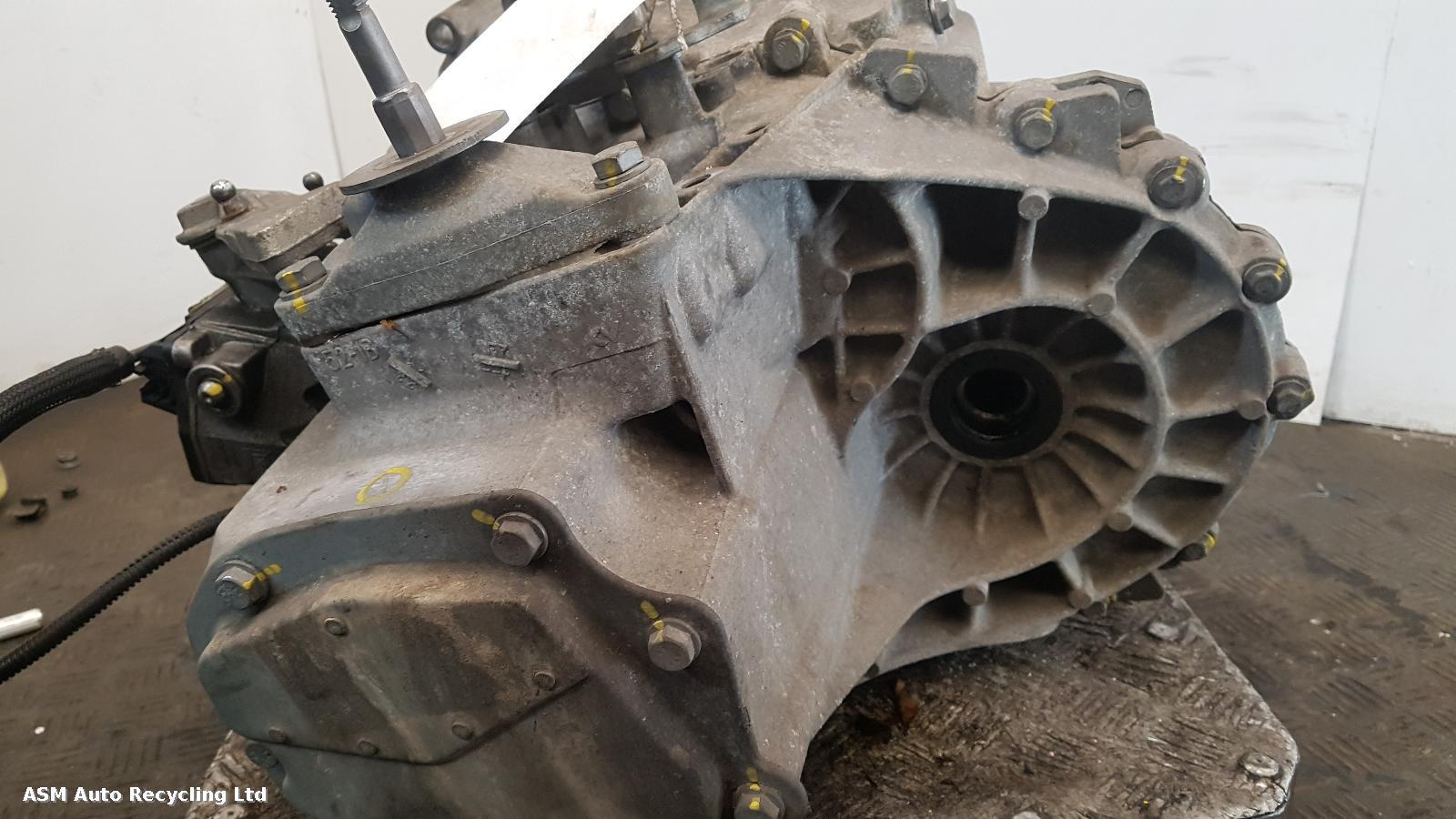 View Auto part Gearbox Peugeot 308 2011