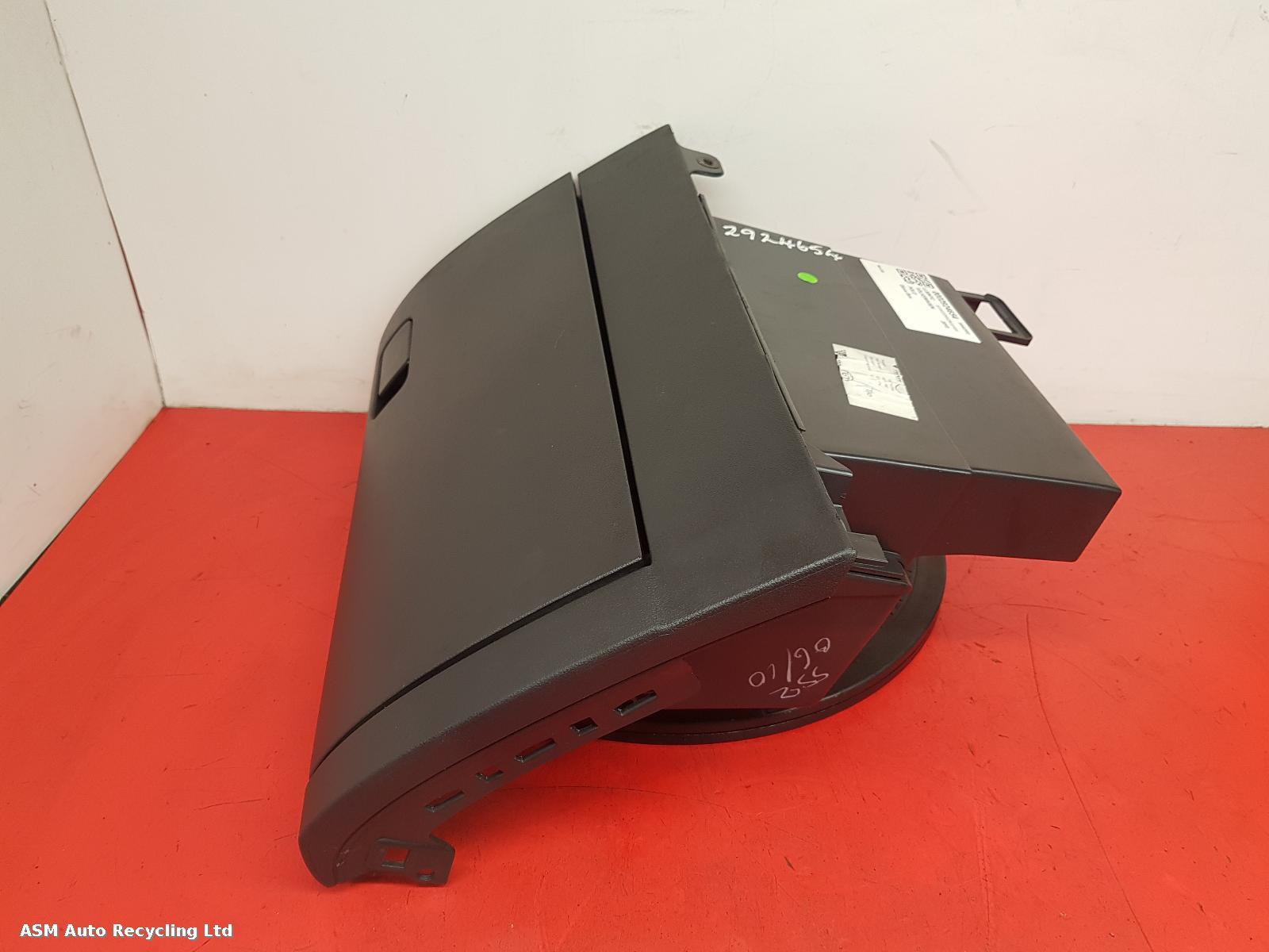 View Auto part Glove Box Volkswagen Polo 2010