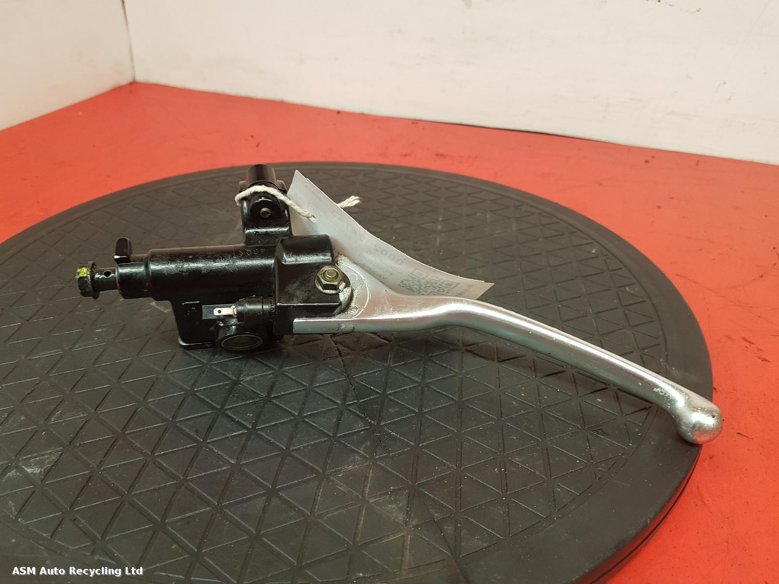 View Auto part Master Cylinder Piaggio Vespa 2014