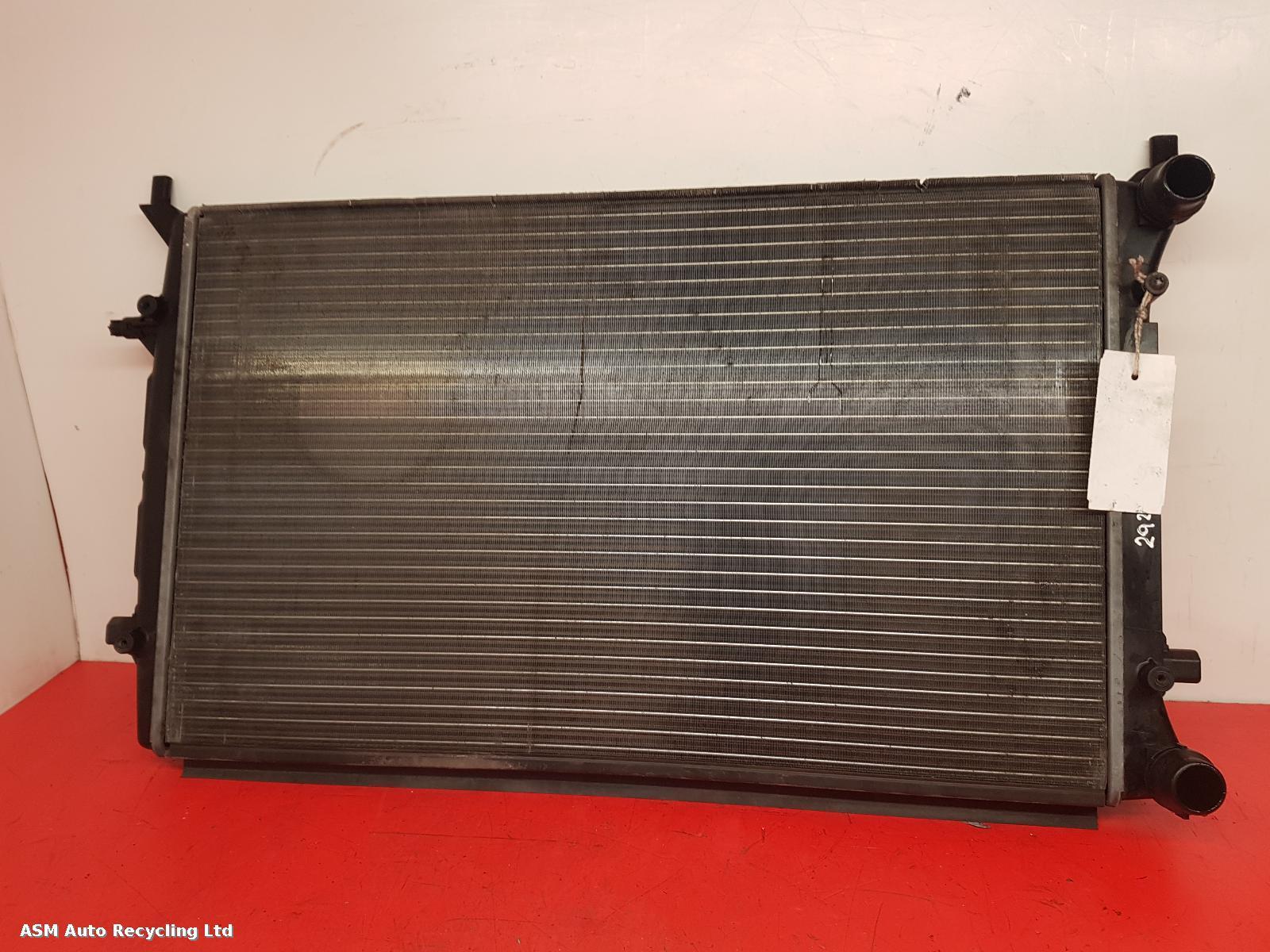 View Auto part Radiator Volkswagen Eos 2008