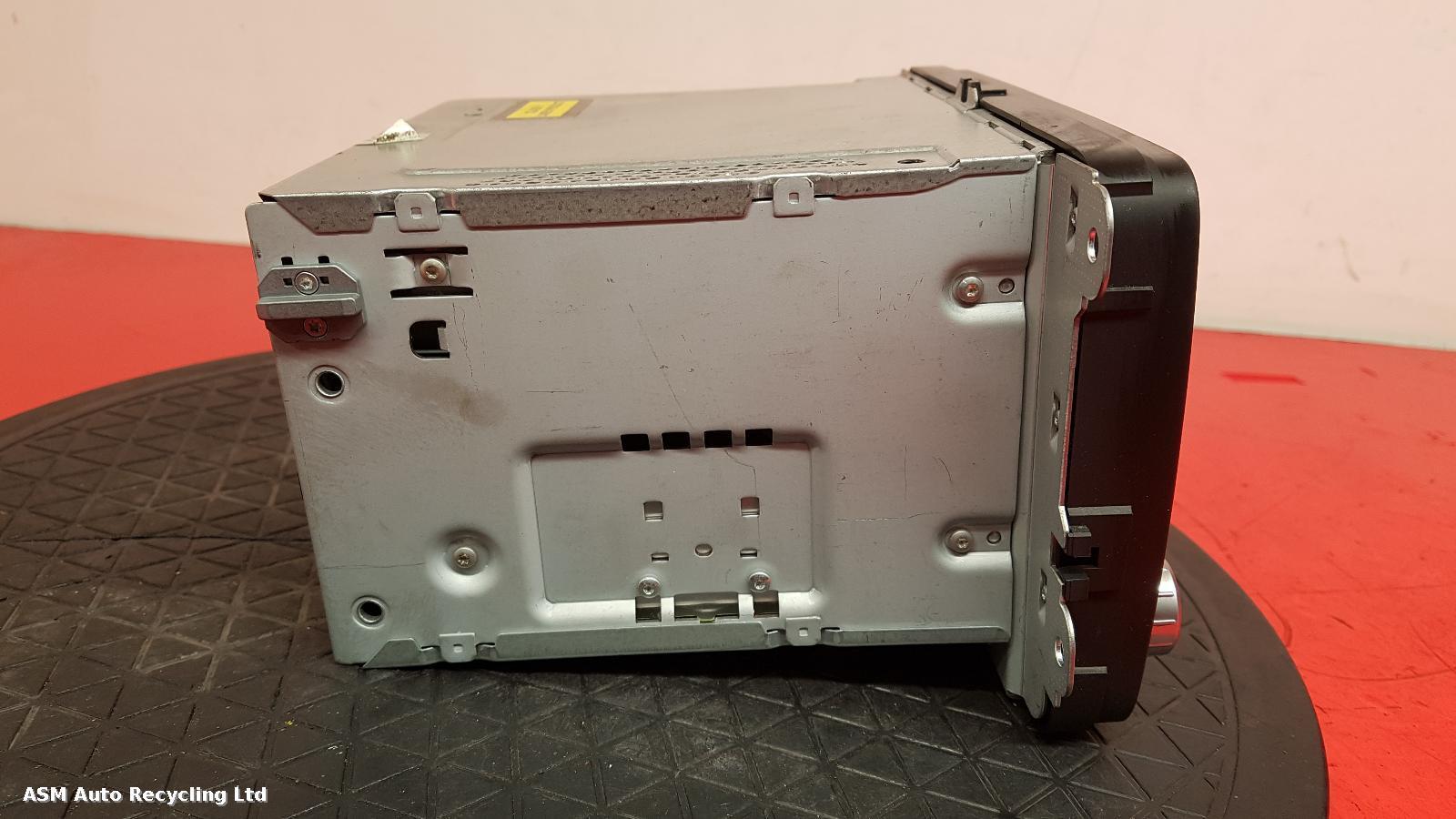 View Auto part A/V Equipment Volkswagen Eos 2008