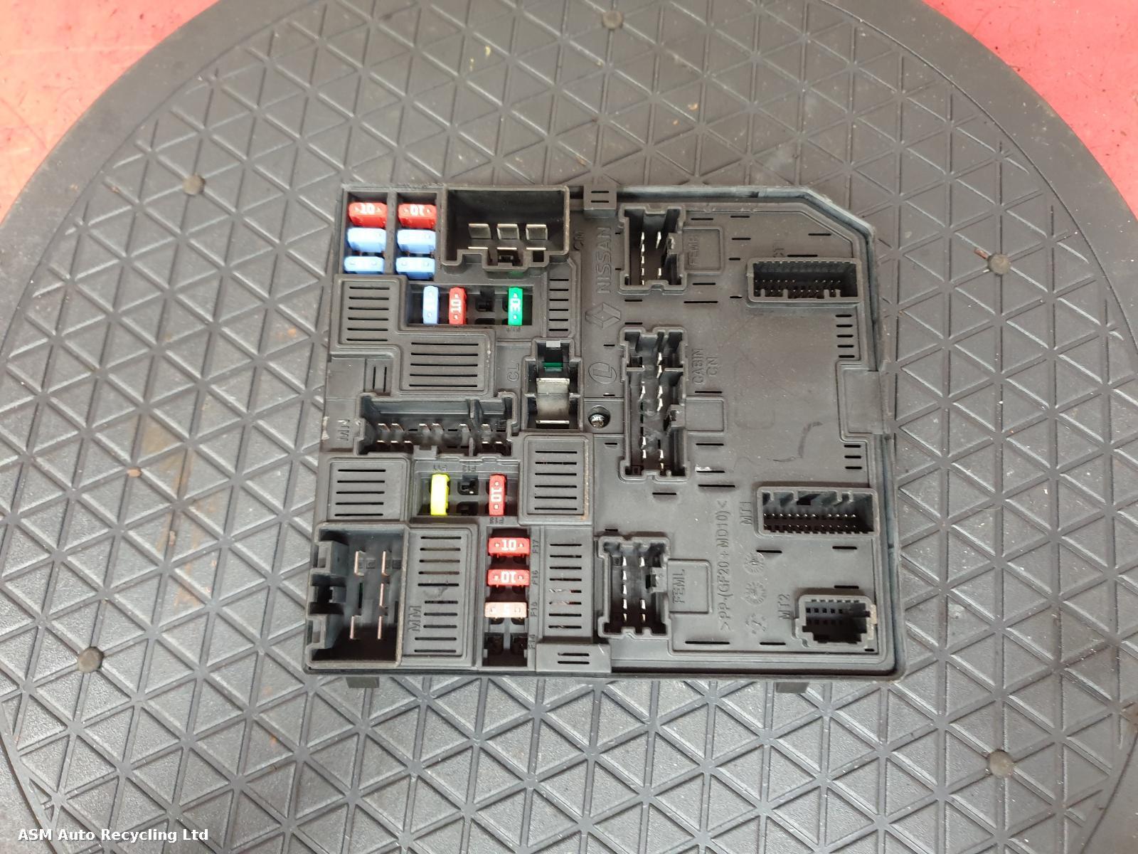 View Auto part Fuse Box Nissan Qashqai 2018