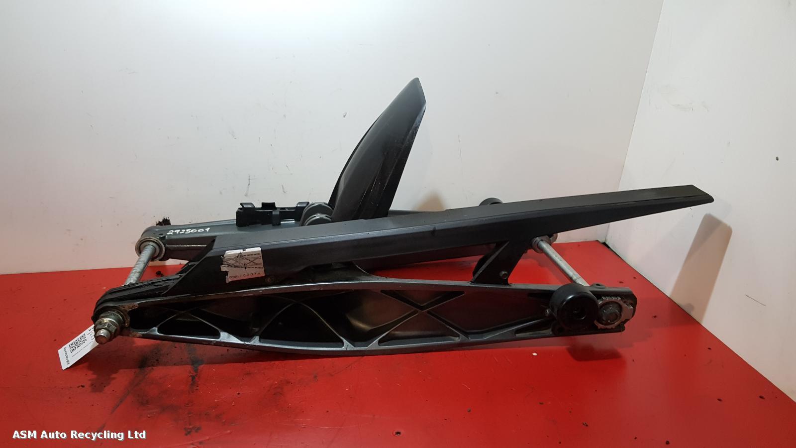 View Auto part Swing Arm Ktm 200 Duke 2016