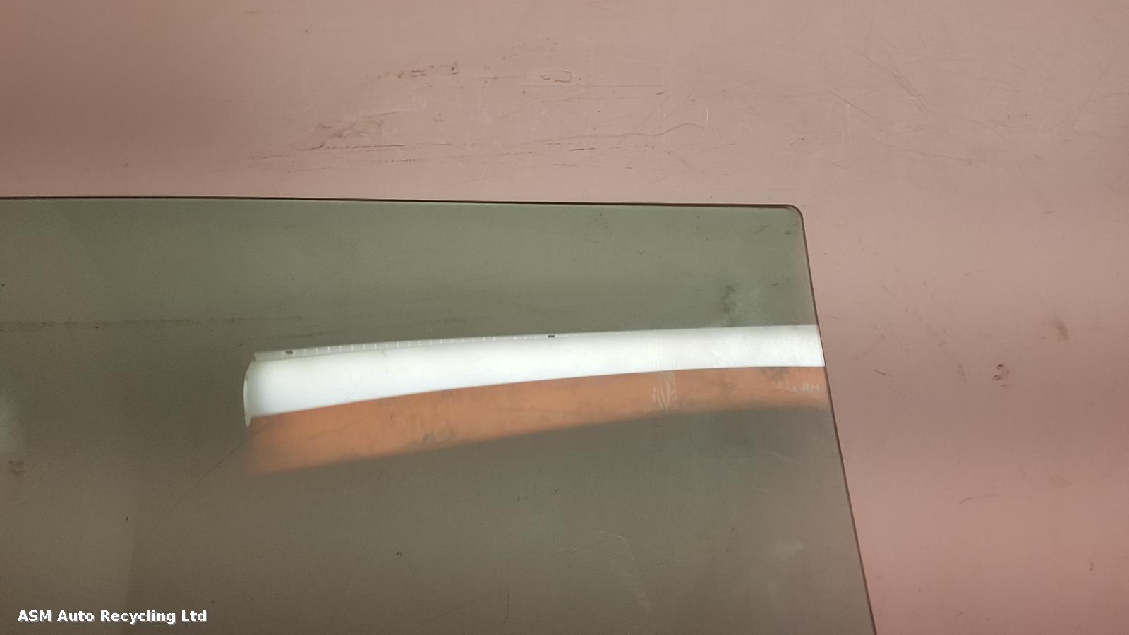 View Auto part LR Door Window Skoda Fabia 2015