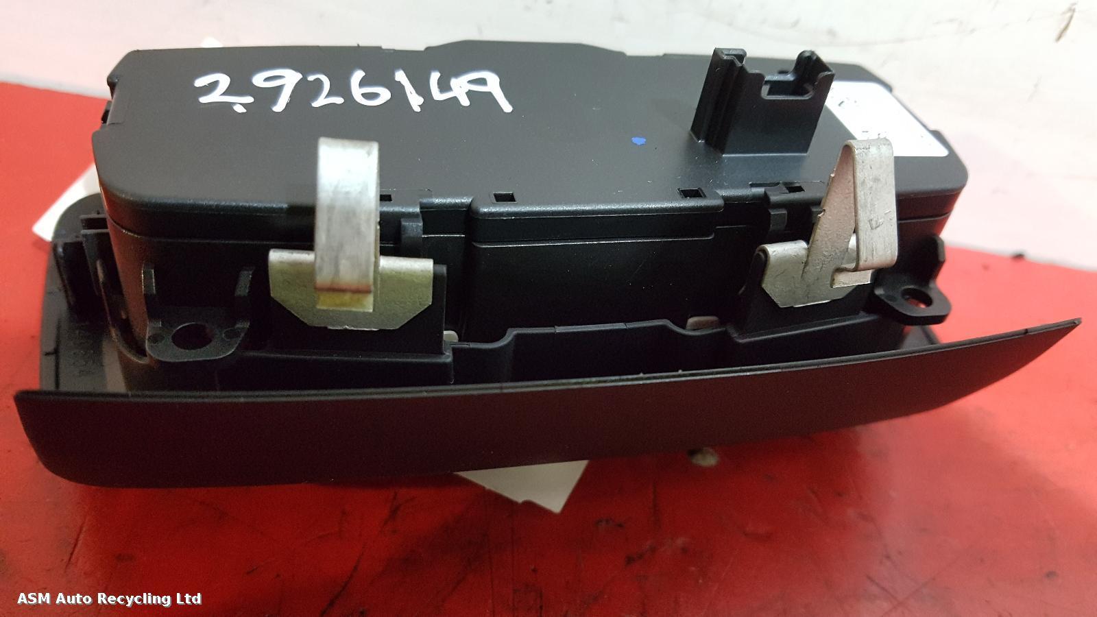 View Auto part Headlight Switch Bmw 2 Series Gran Tourer 2016