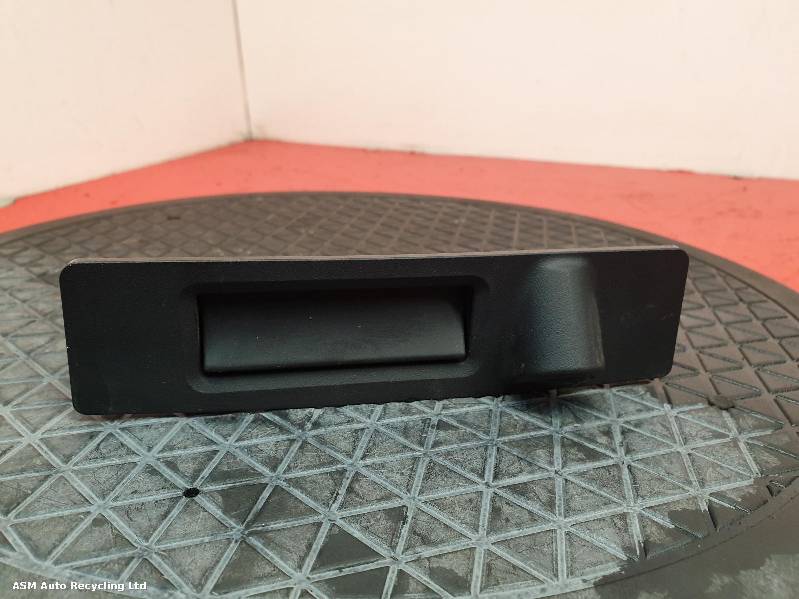 View Auto part Tailgate Handle Tesla Model 3 2021