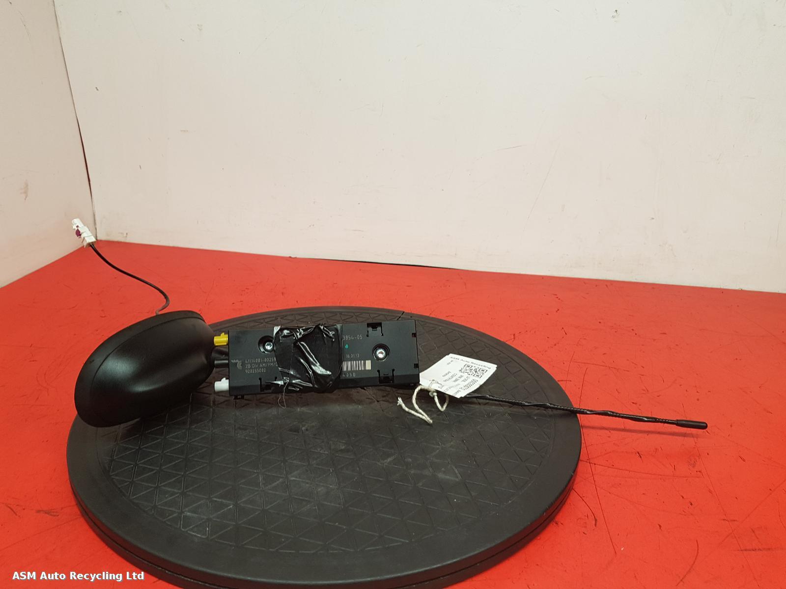 View Auto part Antenna Mini (bmw) Countryman 2013
