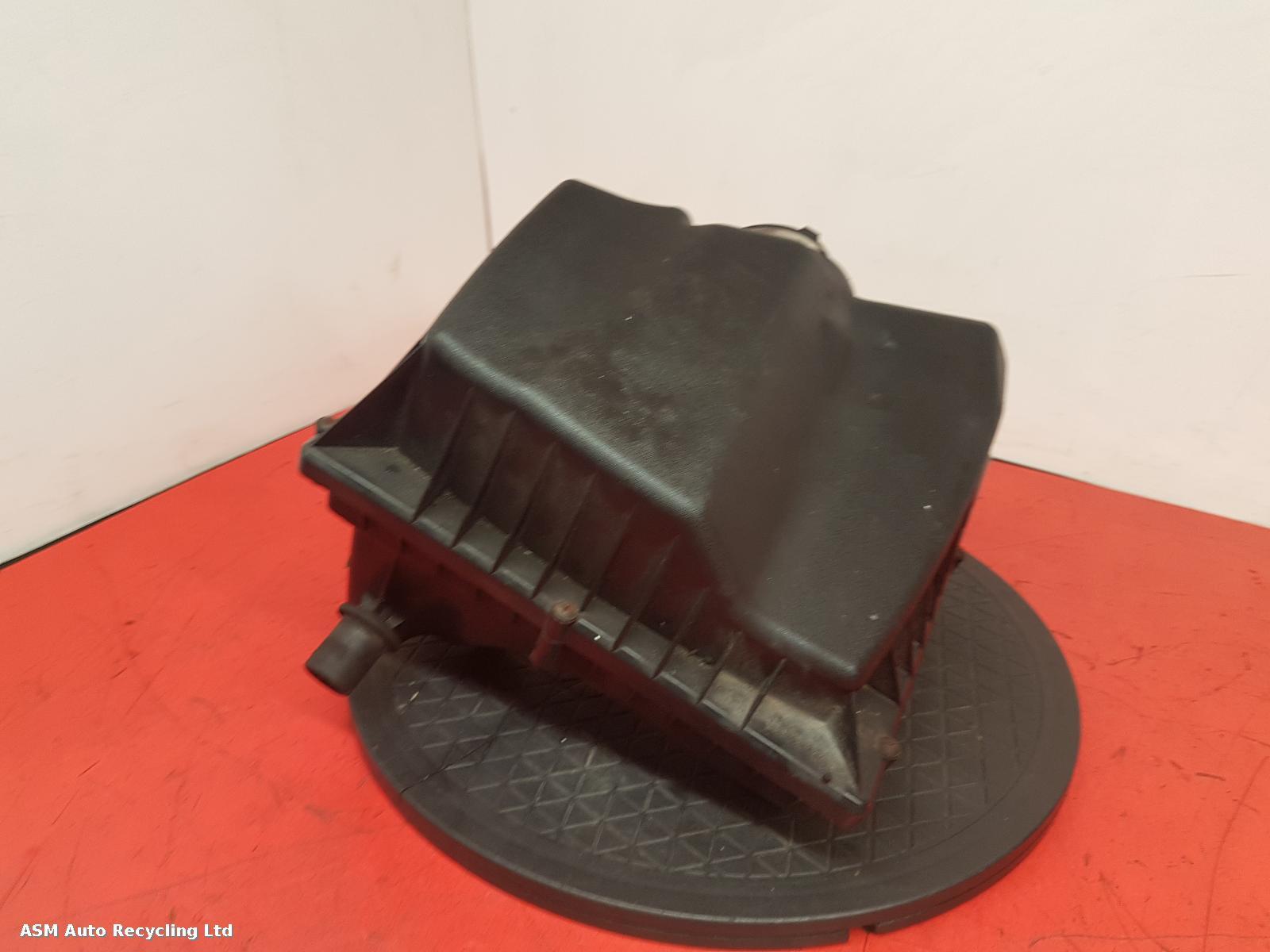 View Auto part Air Cleaner/Box Vauxhall Astra 2012