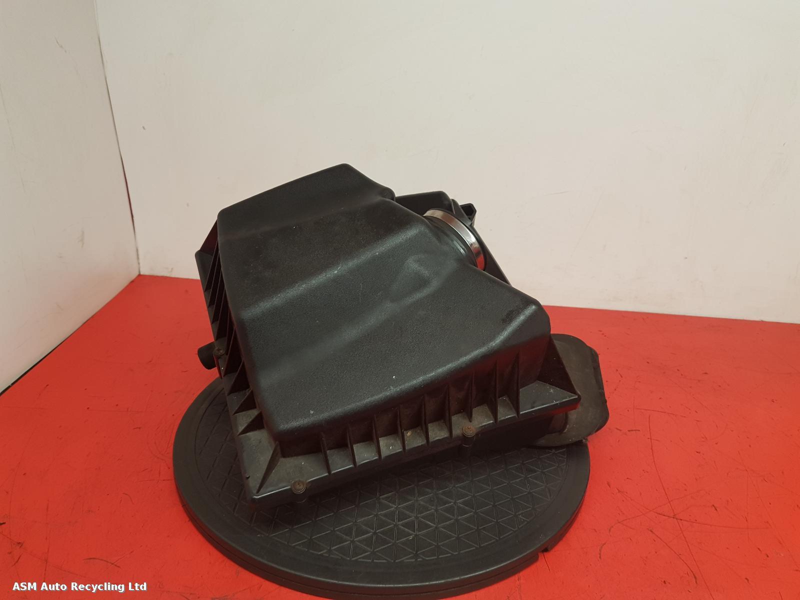 View Auto part Air Cleaner/Box Vauxhall Astra 2012