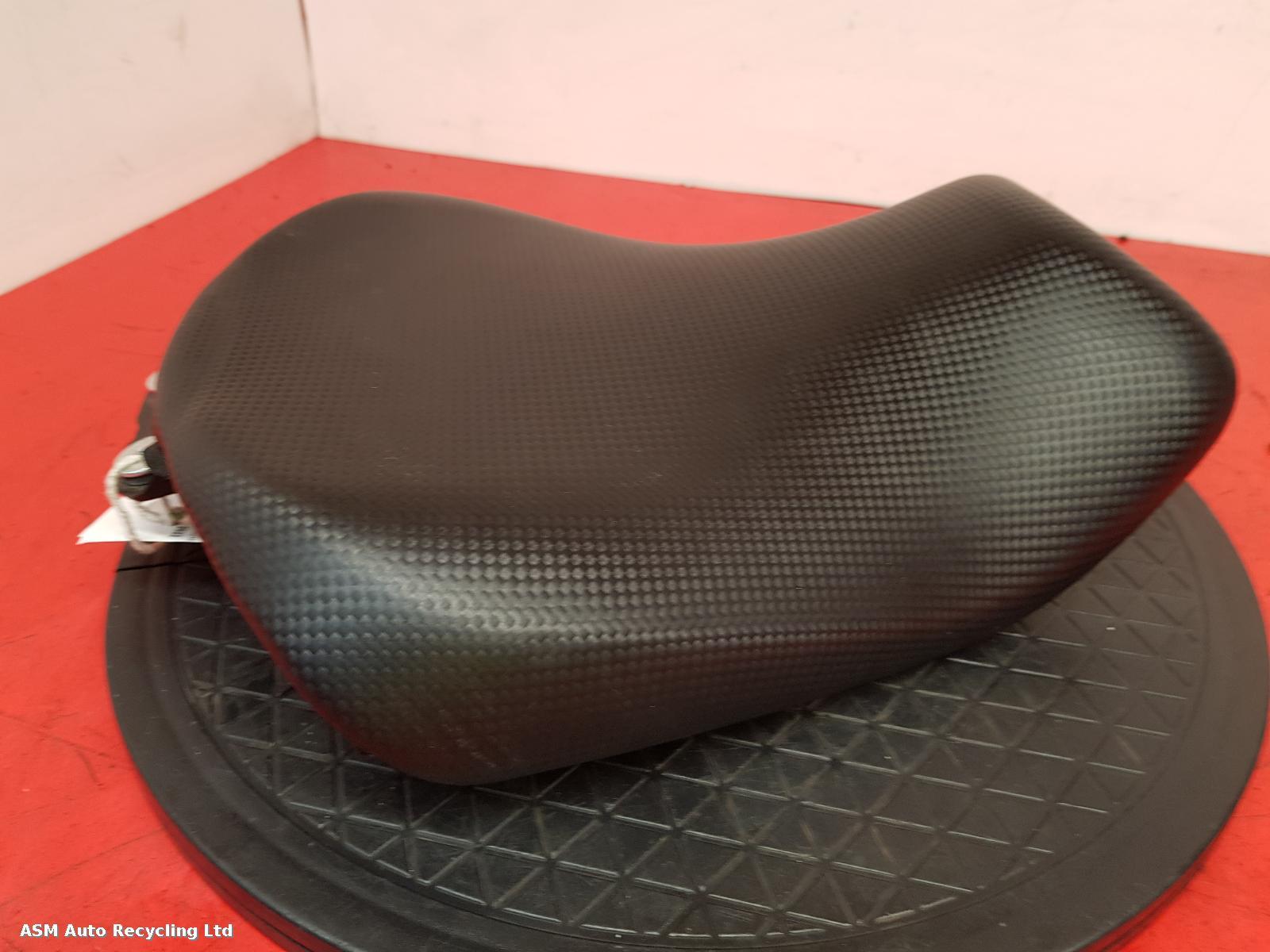 View Auto part Front Seat Keeway Rkf 125 2022