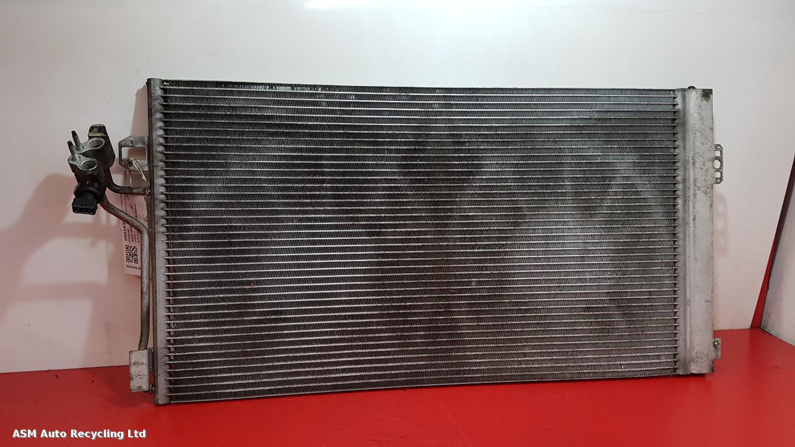 View Auto part Condenser Mercedes Vito 2009