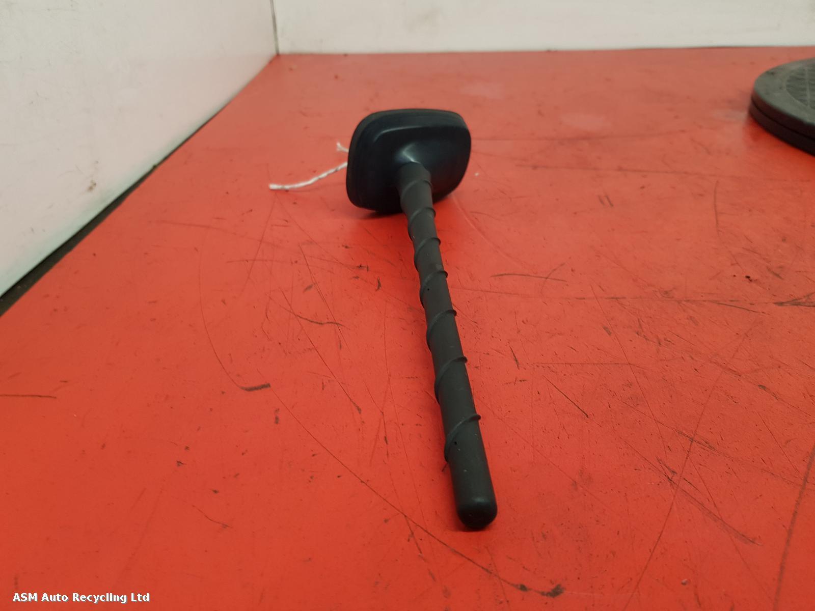 View Auto part Antenna Seat Toledo 2016
