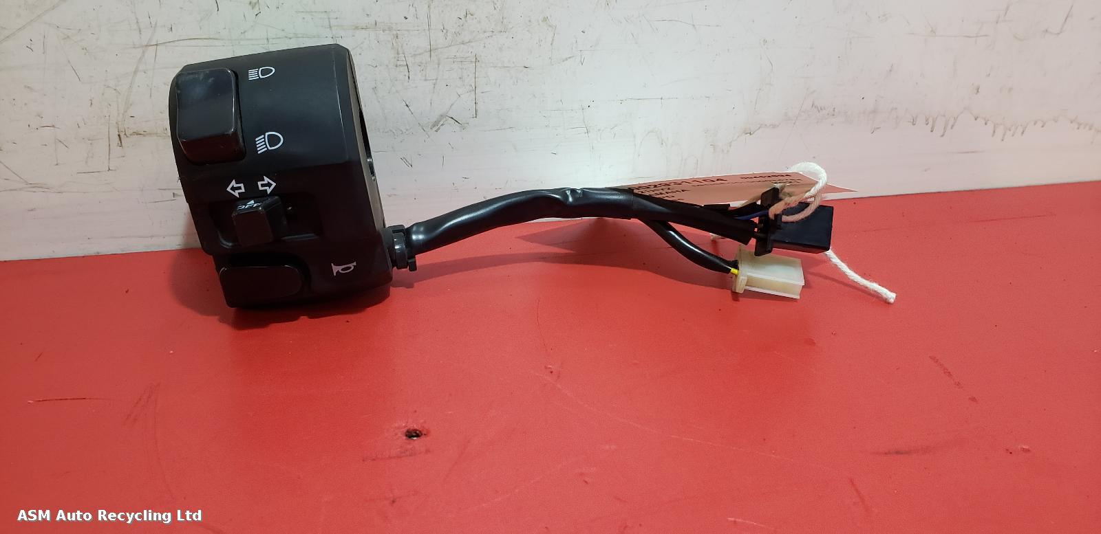 View Auto part LH Switch Gear Yamaha Gpd 2021